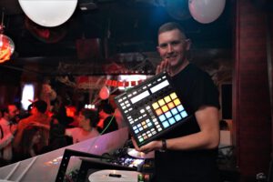 DJ PLK
